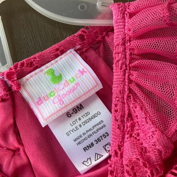 NWT Duck Duck Goose 2Pc Baby Girl's Dress Shorts Outfit Pink Daisy & Butterflies - Picture 3 of 3